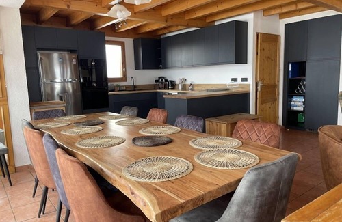 Vallandry Ski Chalet | Spacious newly renovated 10 person chalet situated directly on the piste