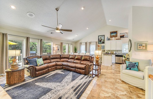 Corolla House | Spacious Outer Banks Home - Golf & Beach Access!