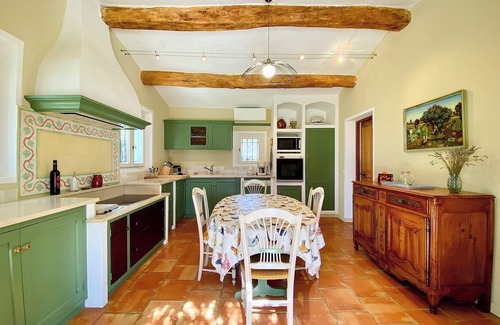 Goult Villa | Spacious, peaceful villa in 1 hectare grounds near Gordes