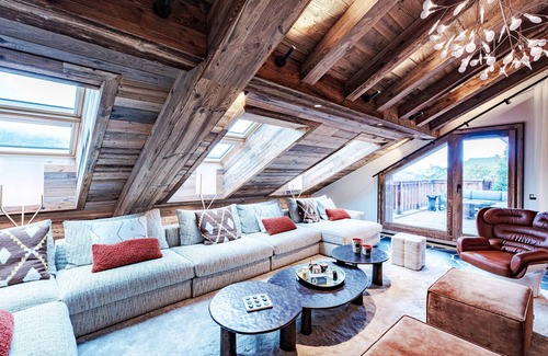 Meribel Centre Apartment | Spacious penthouse with 5* concierge, 5 bedrooms