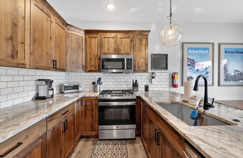 Brian Head Condo | Spacious Pet Friendly Mountain Townhome | Game Room + Near Slopes