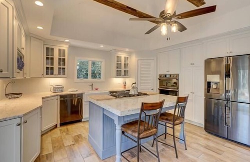 Heritage Woods House | Spacious & Private 6-Bdrm, pet-friendly home w/Private Pool in Sea Pines Resort