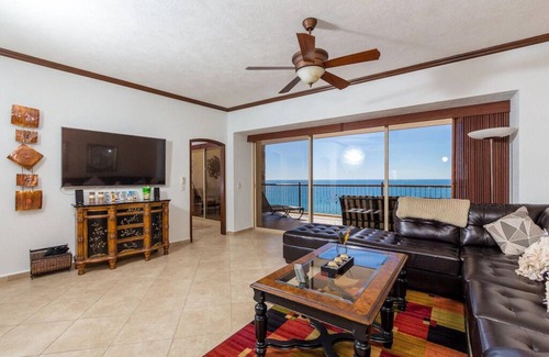 Bella Vista Resort | Spacious Remodeled 2 Bedroom 2 Bath Overlooking the Sea of Cortez