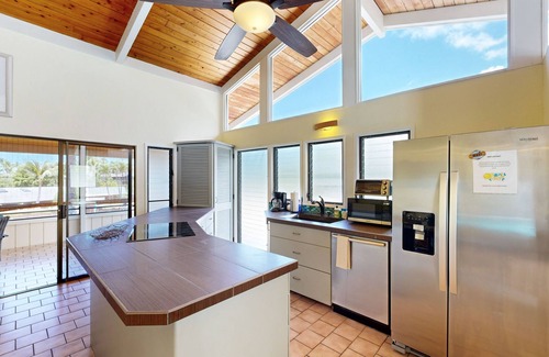 Keauhou House | Spacious retreat home with private pool & screened lanais - conveniently located