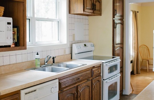 Park Rapids House | Spacious, Riverside Point Resort House. Kayak, Swim, Adventure+