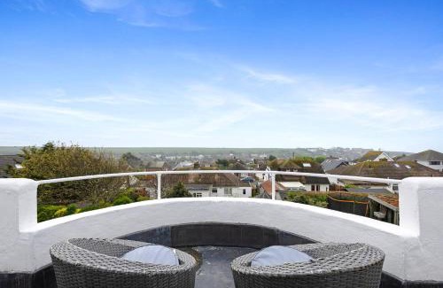 Brighton House | Spacious Saltdean Seaside Home Ample Free Parking Pass The Keys