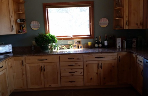 Buena Vista House | Spacious secluded home, Amazing Views, On River, Close To Town, hot tub