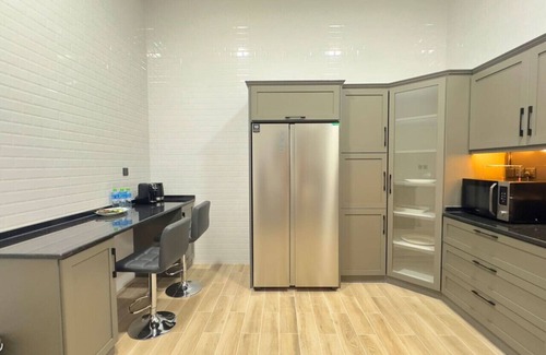 Al Danah Apartment | Spacious Serenity: 5BR Luxury Living in Al Danah
