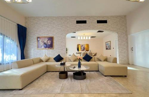 Al Danah Apartment | Spacious Serenity 5BR Luxury Living Elegant Al Danah Retreat Near Corniche