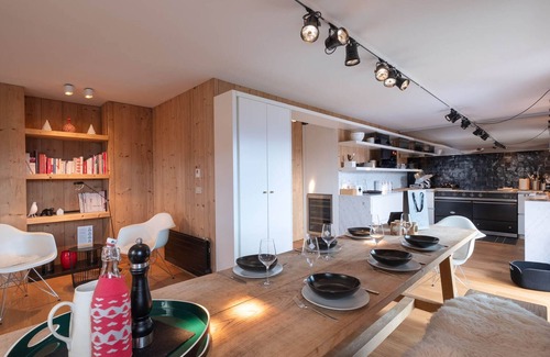Bisanne 1500 Apartment | Spacious ski-in/ski-out duplex with stunning views