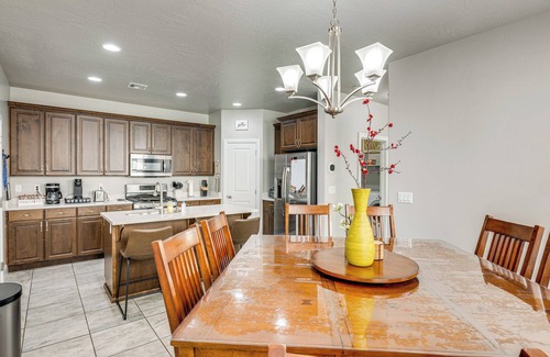 Sienna Hills Apartment | Spacious St George Townhome: Office & Pool Access