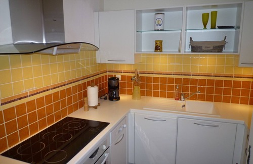 Cavaliere Apartment | Spacious studio flat for 4 people, near shops & beach in quiet residential area