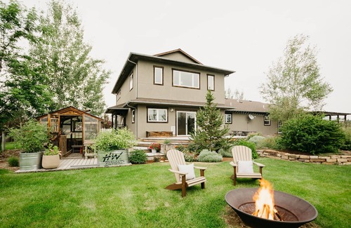 Bozeman House | Spacious studio! Quiet, clean & comfortable. Excellent location!