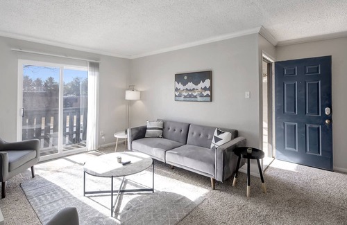 Midland Condo | Spacious Suite next to Midland Airpark
