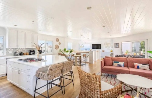 Tree Section House | Spacious, sunny 3BDR house Manhattan Beach SAVING 4 DISPLACED FAMILIES LA FIRE!