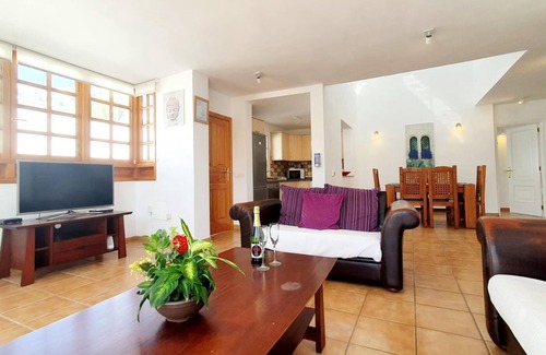 Costa Adeje Villa | Spacious three bedroom holiday home with pool