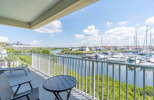 Ruskin House | Spacious Townhouse in beautiful Little Harbor Florida