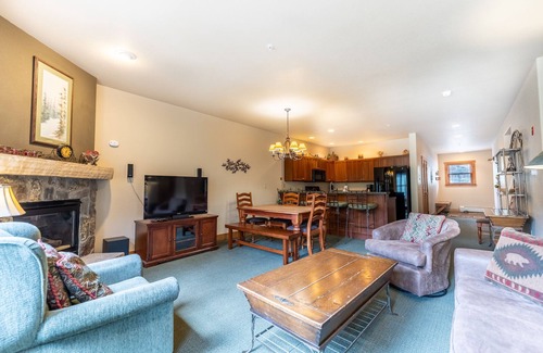 Keystone House | Spacious Townhouse in River Run w/Slope Views from Private Deck!