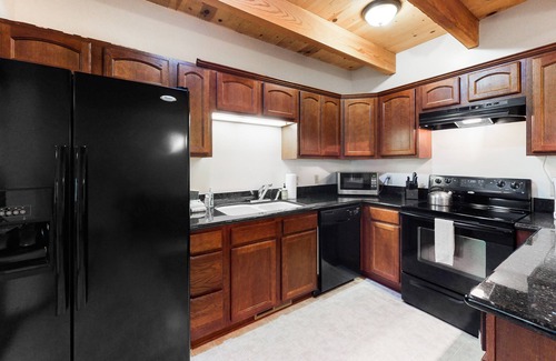 Zephyr Cove House | Spacious townhouse with hot tub, pool, high-speed WiFi, & fireplace, sleeps 6