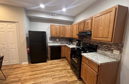 Essex Condo | Spacious two bedroom condo with a cozy feel!