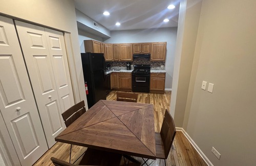Essex Condo | Spacious two bedroom condo with a cozy feel!