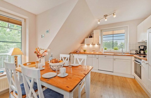 Zinnowitz Apartment | Spacious vacation apartment Achtersteven 05 with balcony in Zinnowitz close to the beach and