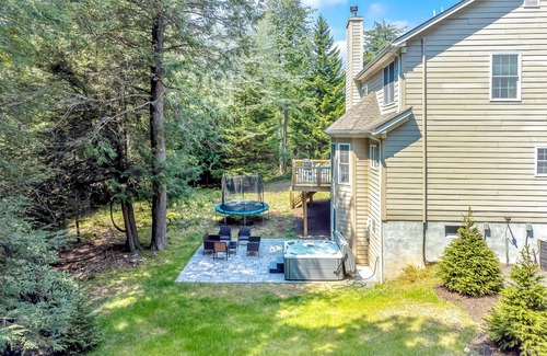 Pocono Pines House | Spacious vacation home in the heart of the Poconos