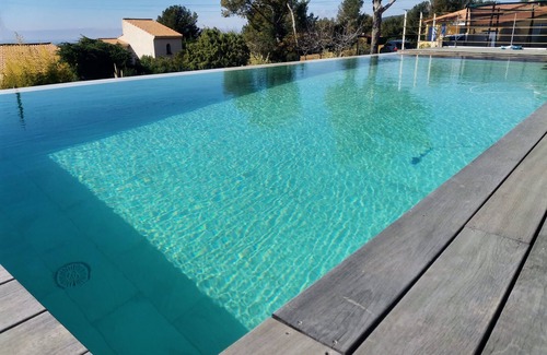 La Cadiere-d'Azur Villa | Spacious villa, 4 bedrooms, air-conditioned, infinity pool, sea and hill views!