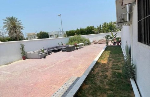 Jumeirah House | Spacious Villa!