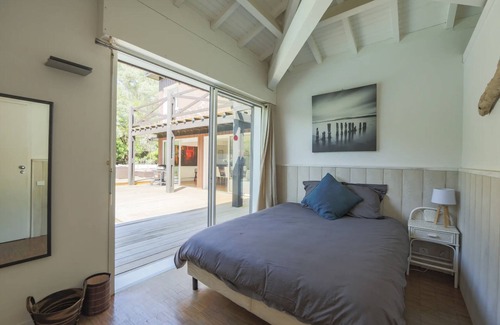 Cap-Ferret Villa | Spacious villa with pool at La Vigne, on the edge of the forest