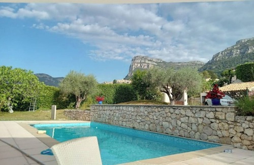 Saint-Jeannet House | Spacious villa with private pool and panoramic mountain views