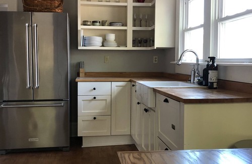 West Asheville Estates House | Spacious W AVL Home best location