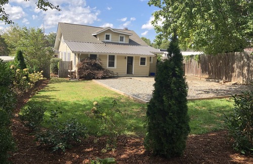 West Asheville Estates House | Spacious W AVL Home best location