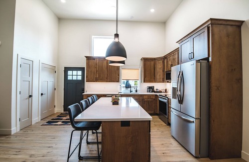 Red Lodge House | Spacious w/King Beds, Hot Tub, Easy Walk Downtown