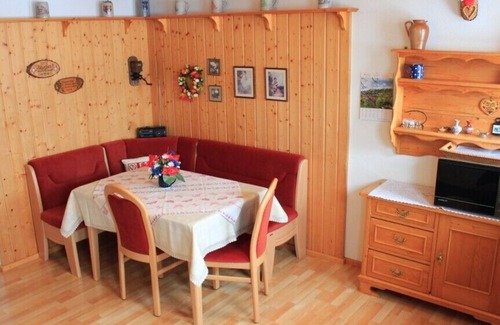Fischbach Apartment | Spacious, well-kept, comfortable apartment, up to 3 persons, 2 balconies, beautiful view