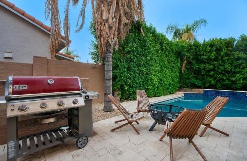 Paradise Park Vista House | Spanish Bella