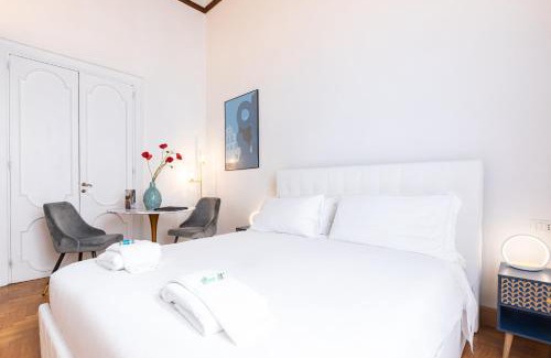 Rione IV Campo Marzio Apartment | Spanish Steps Exclusive Apartment