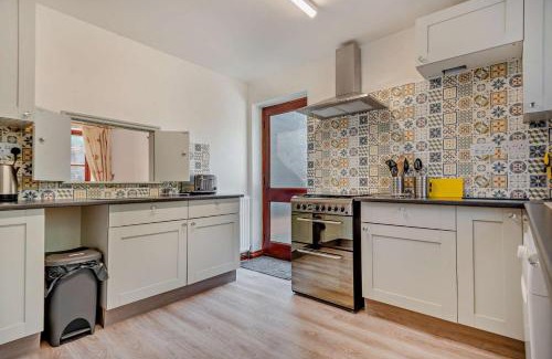 Martlesham House | Sparrows Nest Woodbridge