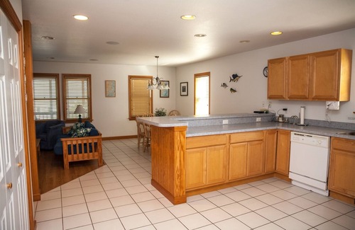 Buxton Cottage | Spartina is nested on the sound in Buxton, a beautiful view of the Pamlico Sound is just relaxing!