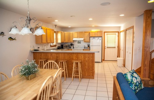Buxton Cottage | Spartina is nested on the sound in Buxton, a beautiful view of the Pamlico Sound is just relaxing!
