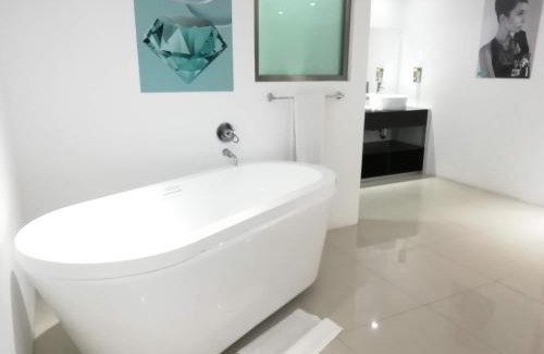 Punta Cancun Hotel | Spazio Boutique Hotel