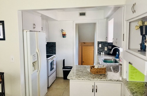 Hampton Homes House | SPEC RATES WATERFRONT/MERRITT ISLAND/COCOA BCH NEAR USSSA, KENNEDY SPACE CENTER