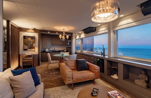 Leblon Apartment | Special Offer - Luxe Leblon Sea View