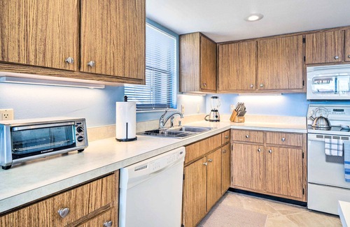 Burnt Store Marina Condo | SPECIAL DISCOUNT BELOW - NEW 2nd floor CORNER condo; MARINA, MANATEE, upgrades
