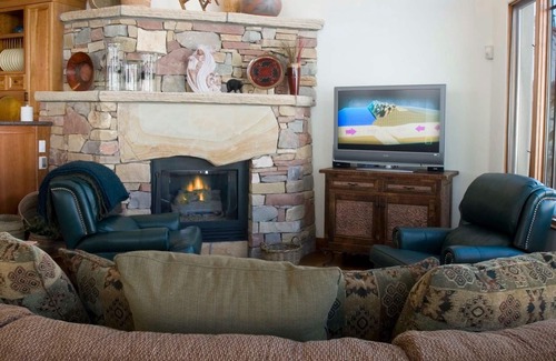 Mountain Village House | Special Rates on 5+ Night Stays: PINE MEADOWS 138