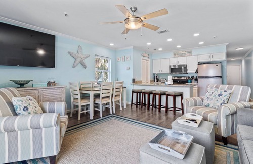 Surfside Beach Condo | Special Rates! Updated 1st Floor 2 bedroom oceanview condo in Surfside Beach!