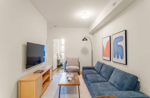Financial District Apartment | Spectacular 3BD Apt in FiDi!