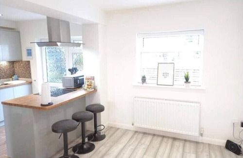 Bangor House | Spectacular 4 Bedroom Sea View New Residential Home