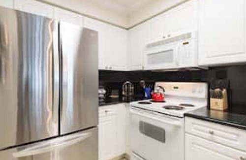 Hollywood South Central Beach Apartment | SPECTACULAR BEACH FRONT RESORT on 5 ACRES. Workspace. Park Free. Near Hospitals