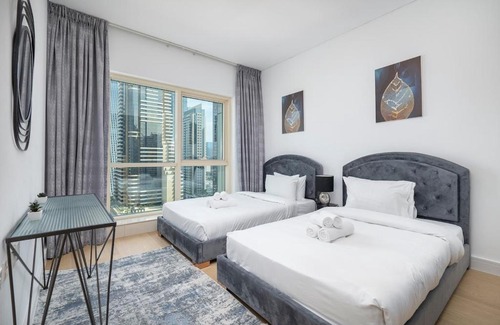 Trade Centre 1 Apartment | Spectacular flat near the beach